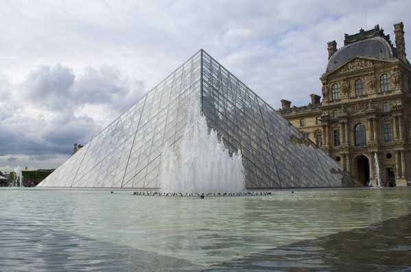 paris Louvre