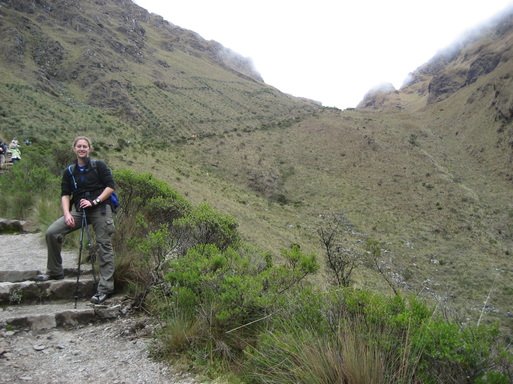 hiking dead womans pass inca trail peru